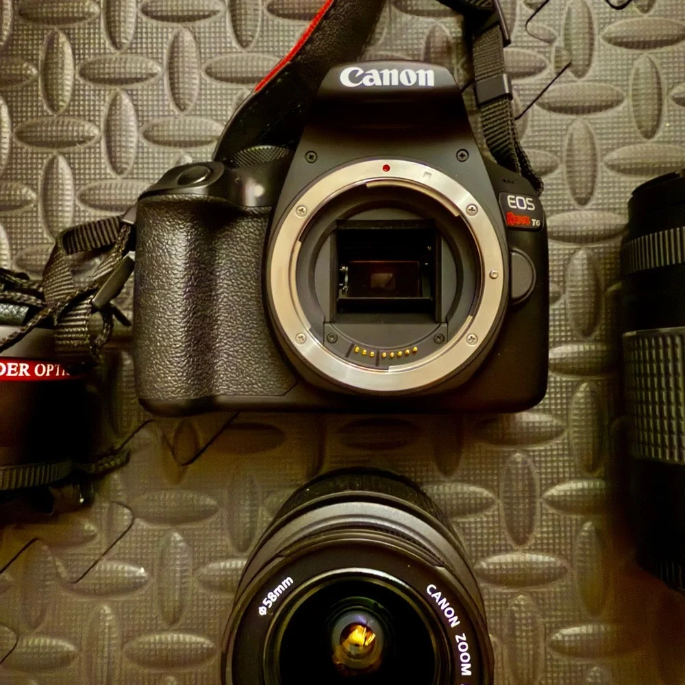 Canon EOS Rebel T6 DSLR Camera